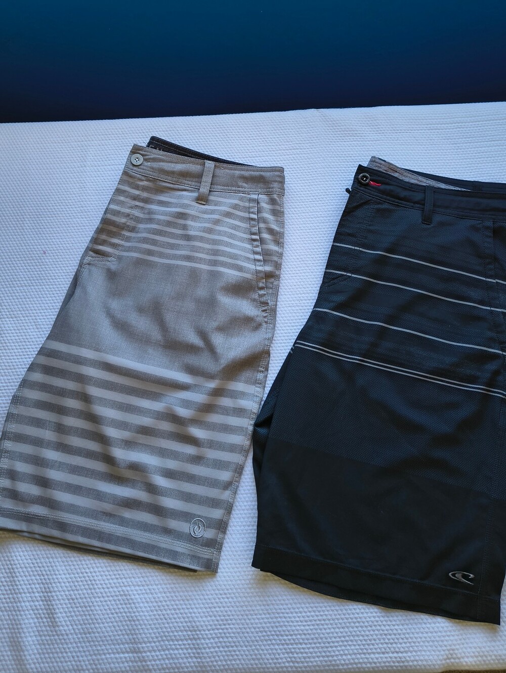 Lot of 2 Mens Size 36 Hybrid Shorts ONeill & Hang Ten Gray Stretch Quick Dry.